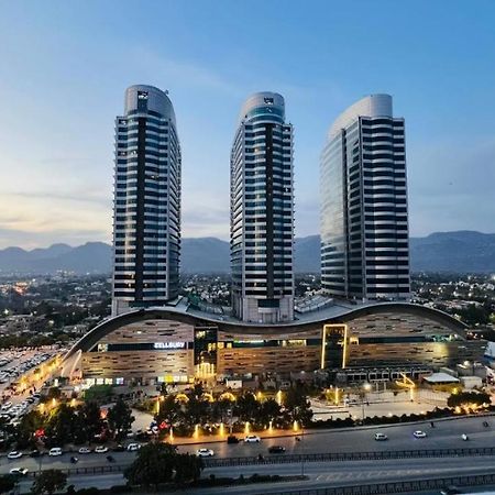 High Rise Presidential Suite In Elysium Opp Centaurus Исламабад Екстериор снимка