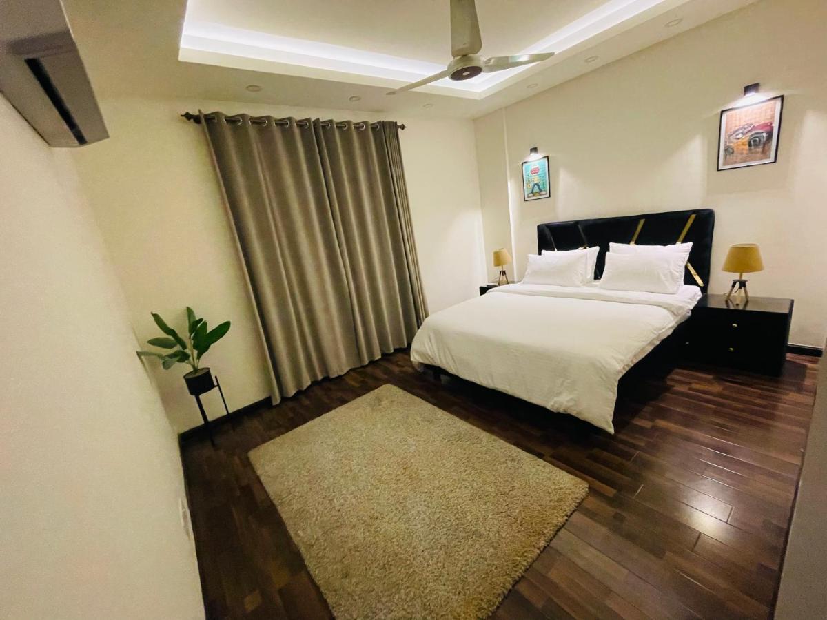 High Rise Presidential Suite In Elysium Opp Centaurus Исламабад Екстериор снимка